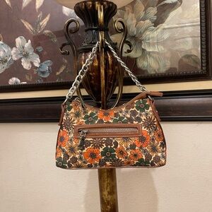 Madden Nyn please check all picture of condition